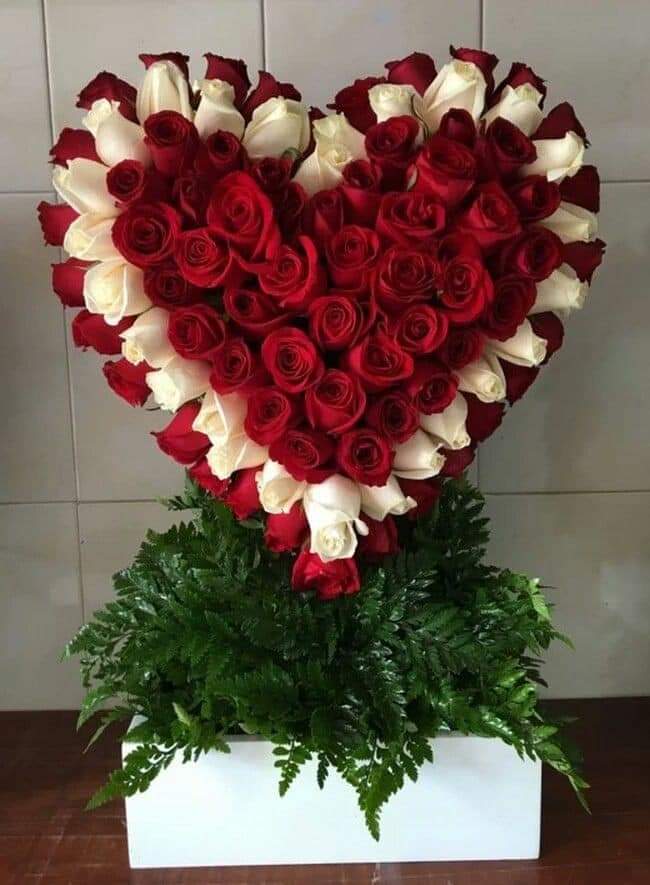Red Roses Heart Bouquets